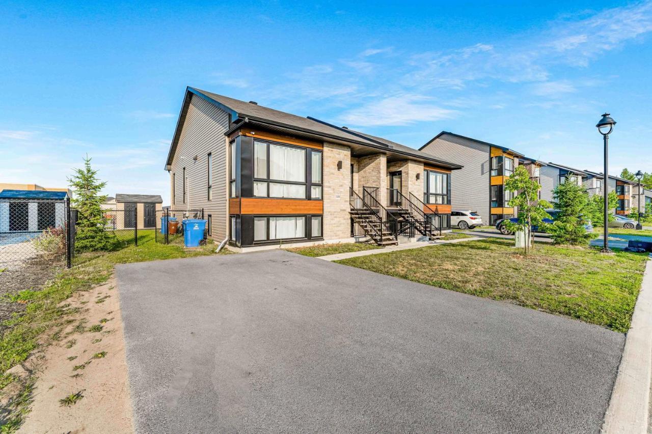 Charming And Cozy Condo Apartment ガティノー エクステリア 写真